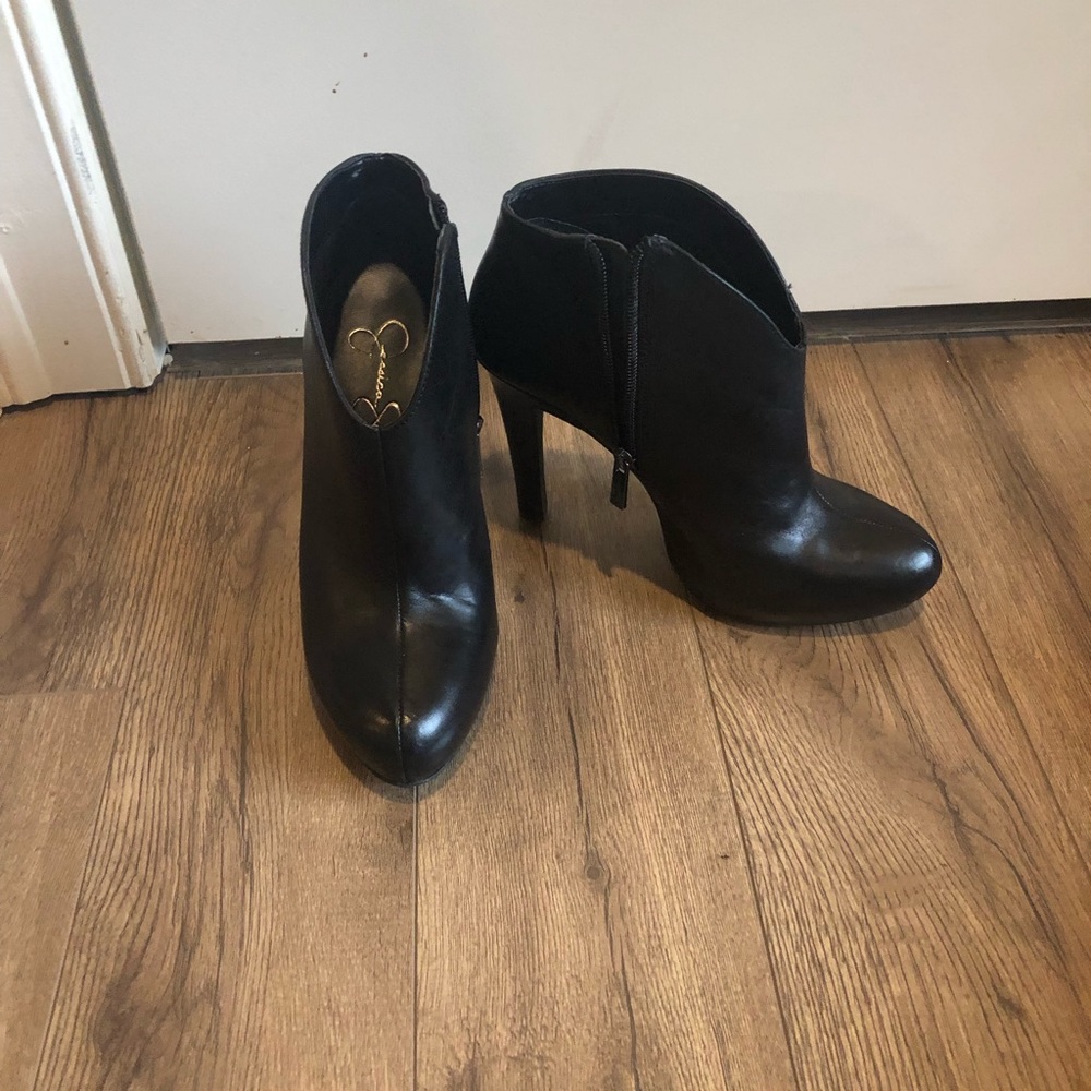 Jessica Simpson Pumps